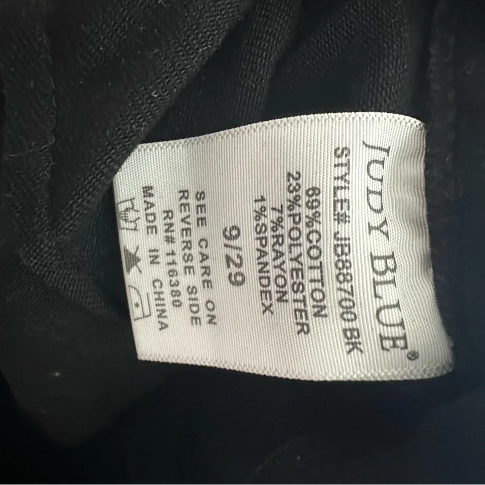 Judy Blue Jogger - Picture 8 of 10